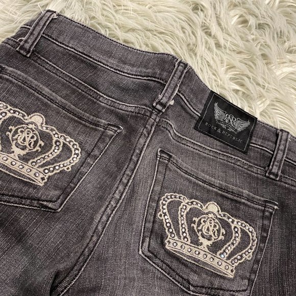 Rock and Republic jeans, size US 26 - Picture 1 of 4